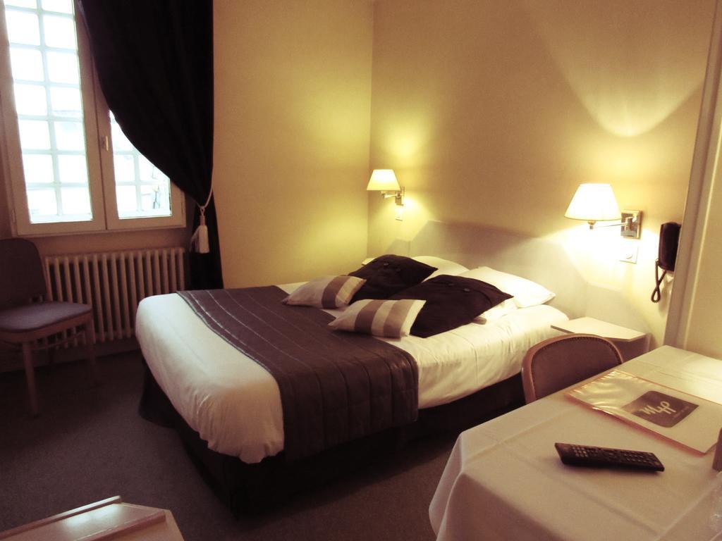 Hotel Restaurant De La Marne パンポル エクステリア 写真