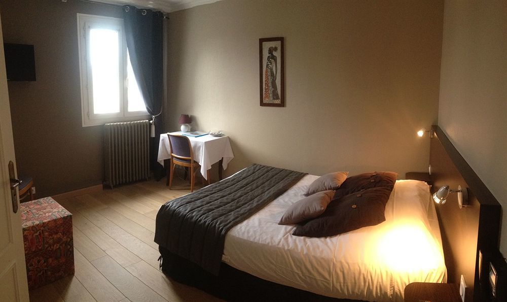 Hotel Restaurant De La Marne パンポル エクステリア 写真